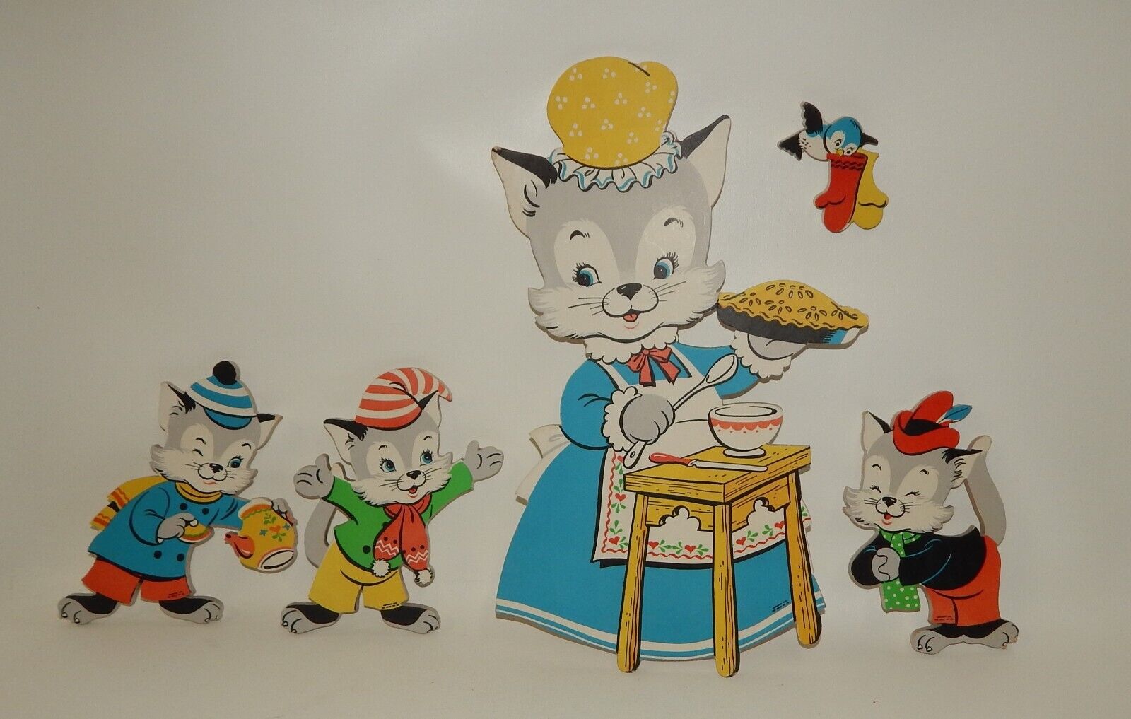 Vintage 1958 Mother Goose Three Little Kittens Nursery Rhyme Plaques Wall Decor