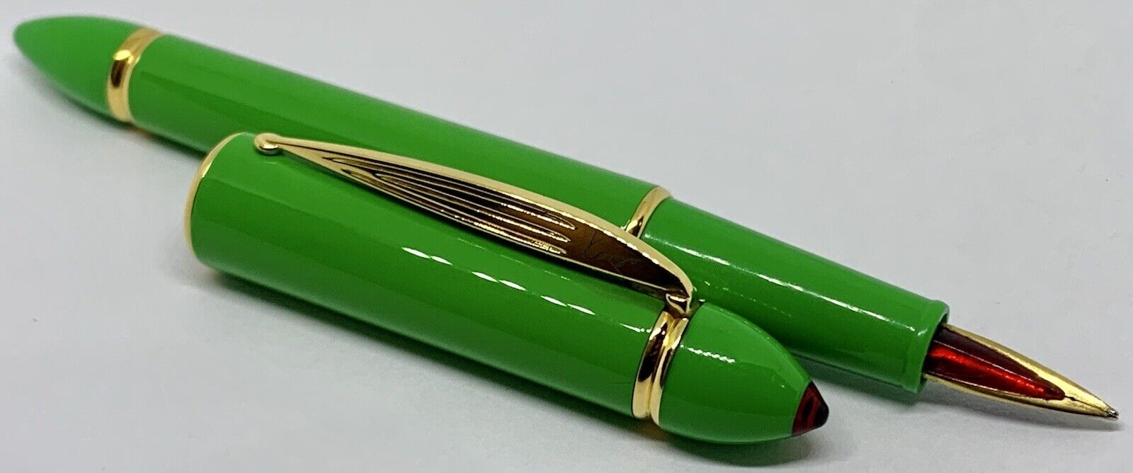 Rare Vintage Green KENZO Paris Design Fountain Pen- F Fine Nib- France-