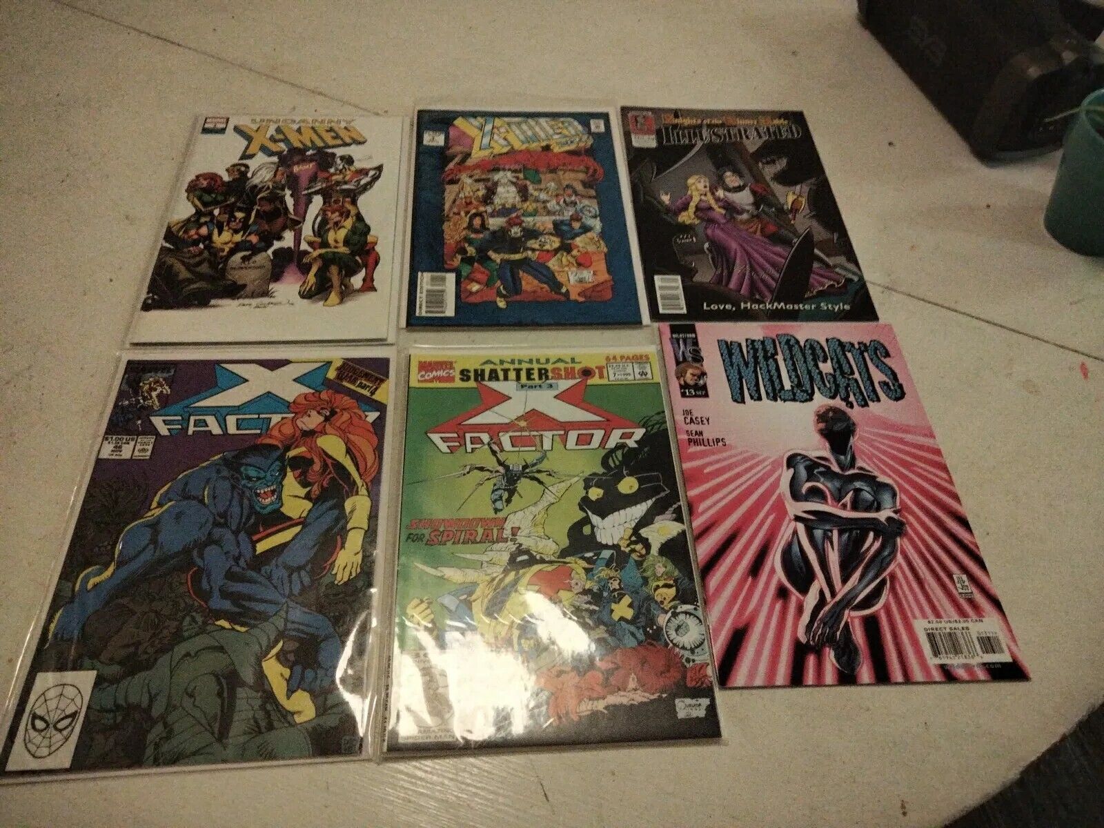 Lot Of 15 Assorted Comics