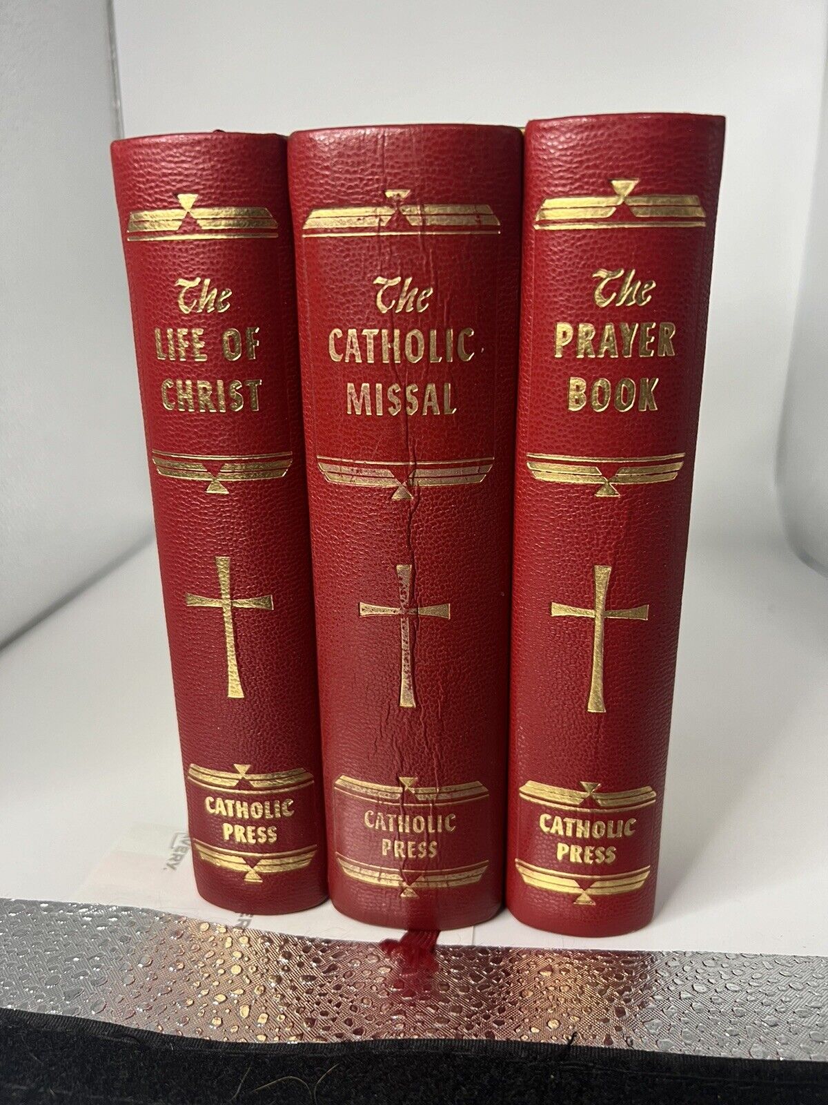 The Library of Catholic Devotion - Life of Christ, Catholic Missal & Prayer Book