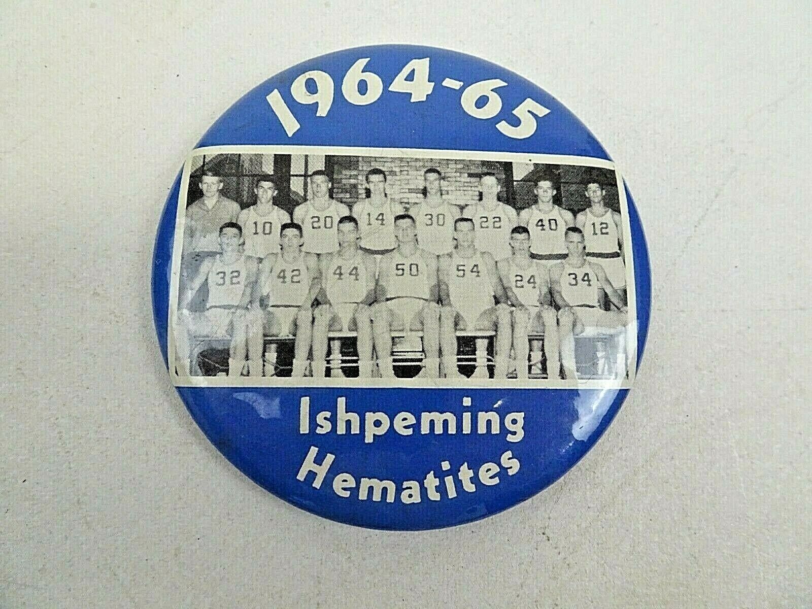 Vintage Ishpeming Hematites Basketball Team Photo 1964-1965 Button MI Upper Pen