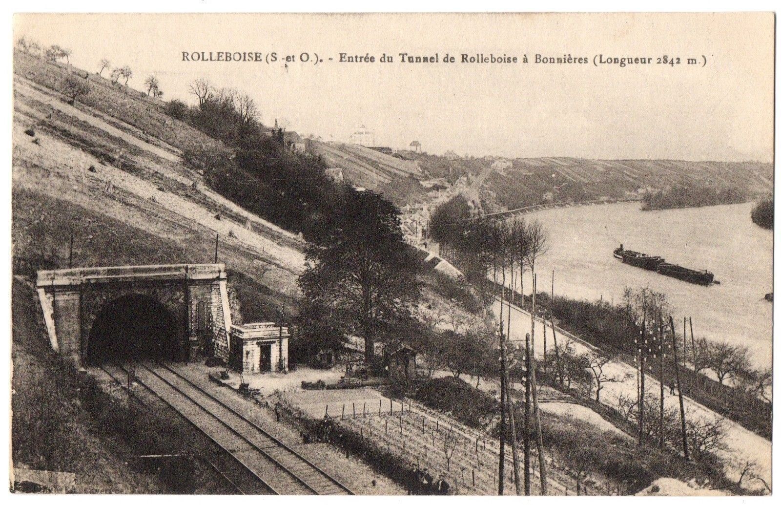CPA 78 - ROLLLEBOISE (Yvelines) - entrance to the Rolleboise Tunnel in Bonnières