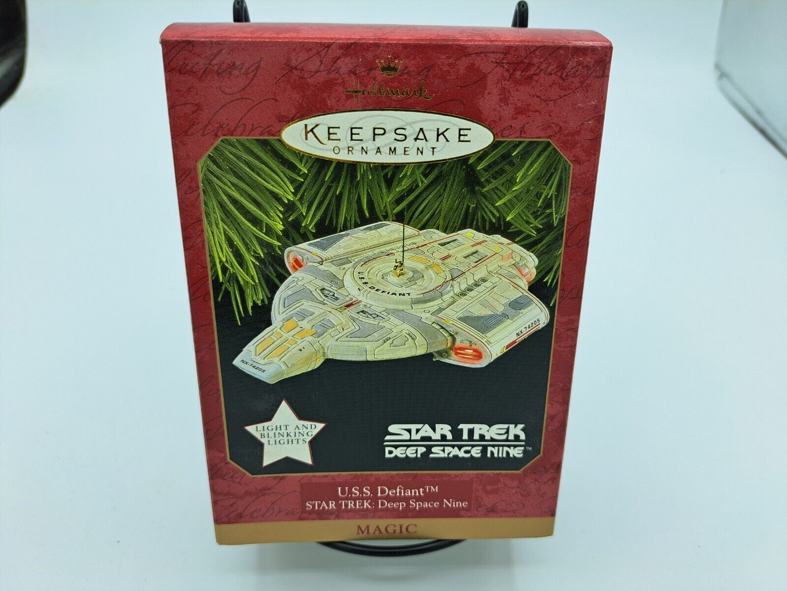 Hallmark Keepsake Ornament Star Trek Deep Space Nine 1997 U.S.S Defiant
