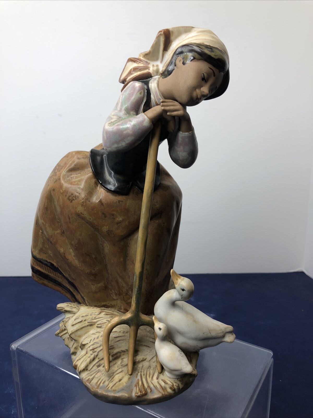 9.5” LLADRO Spanish Porcelain Figurine 2178 Harvest Helpers Girl Ducks Farm #o