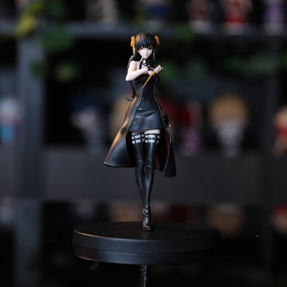 Anime Spy X Family Yor Forger standing posture PVC Figure Toy Gift NEW With Box
