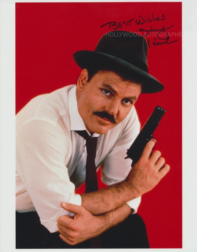 STACY KEACH - Mike Hammer, Private Eye GENUINE SIGNED AUTOGRAPH