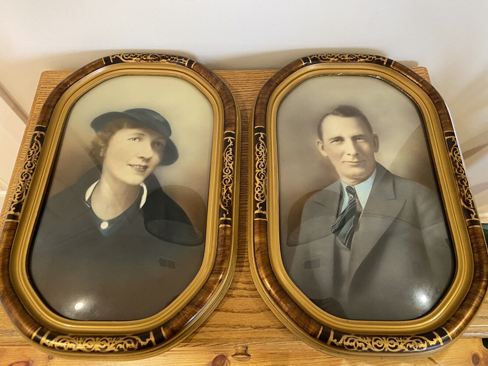 Antique Vintage Man & Woman Portraits In Faux Grain Frames, Convex Bubble Glass