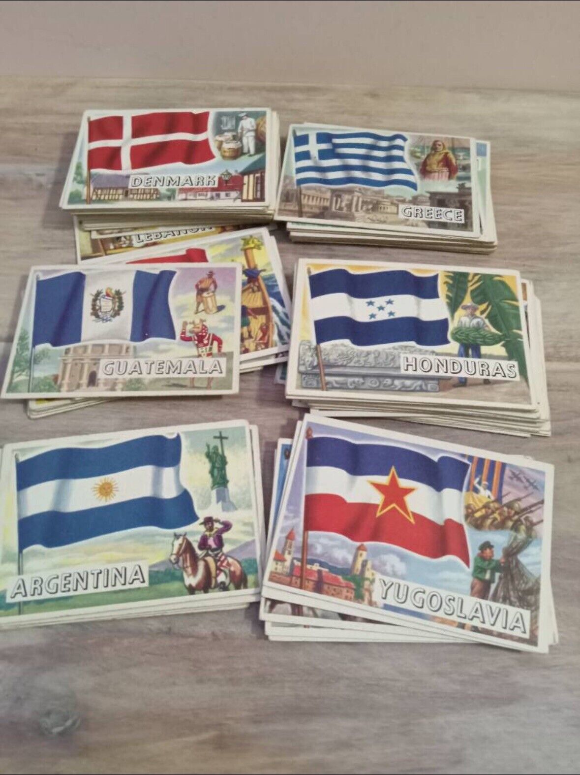 1956 Topps Flags of the World 100 (23 duplicates) Card Lot