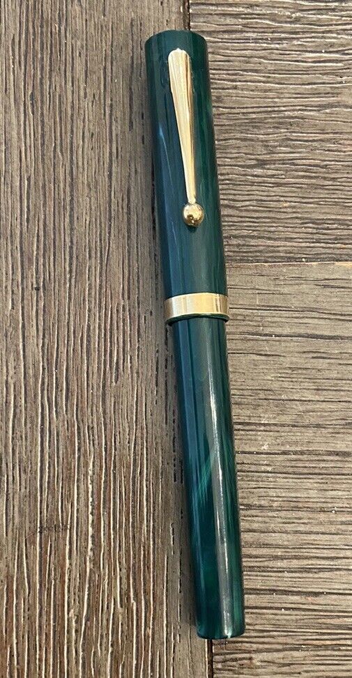 Vintage Sheaffer Fountain Pen Green Made In USA