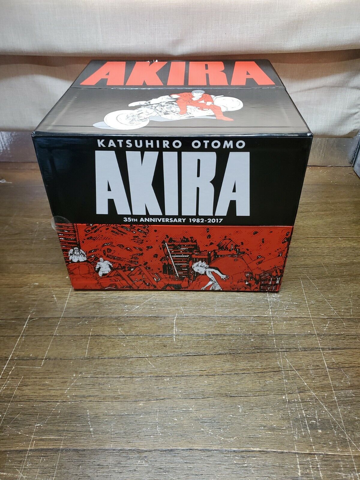 Katsuhiro Otomo  Akira 35th Anniversary Box Set (Hardcover)