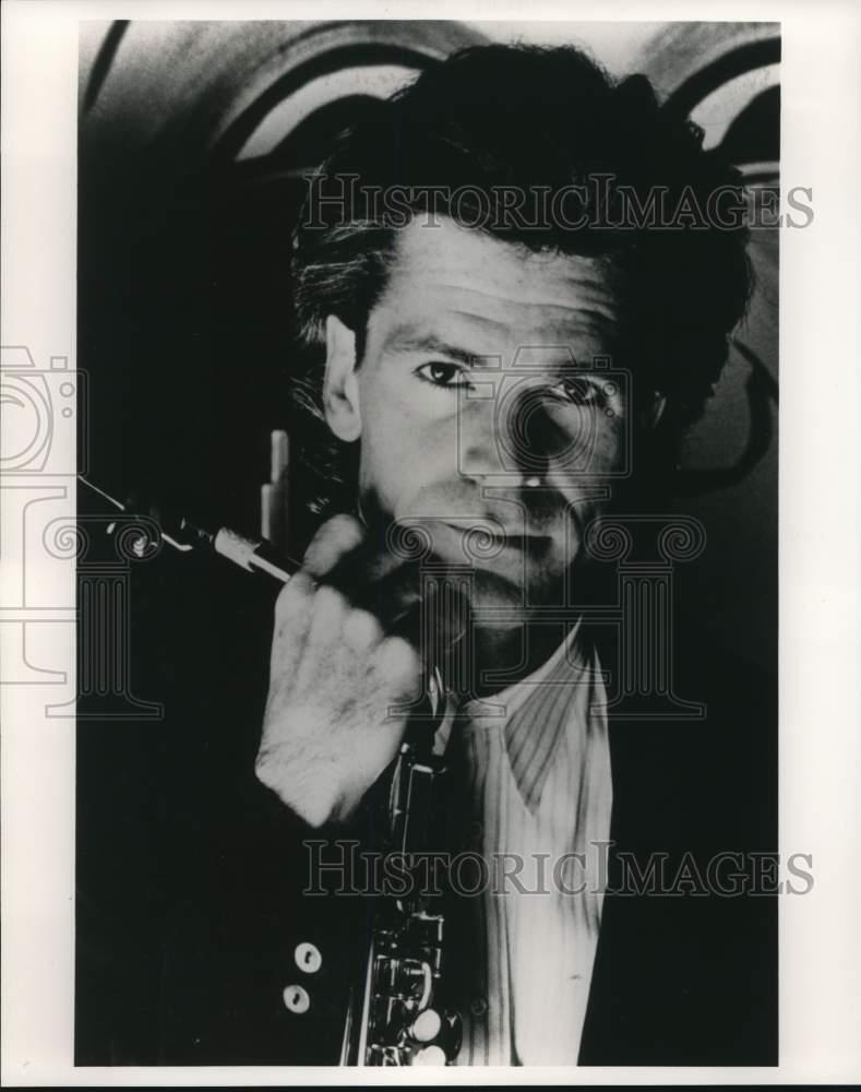 1989 Press Photo David Sanborn, Host 