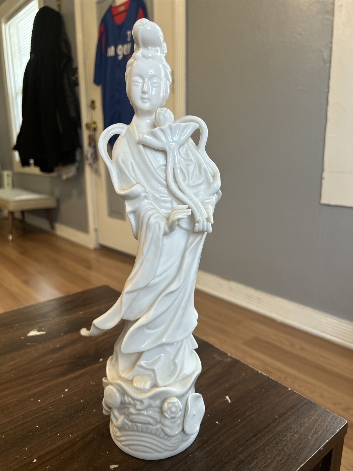 Asian statue Porcelain Guayin Kwan-Yin Figure Blanc De Chine White Japan 15”Tall