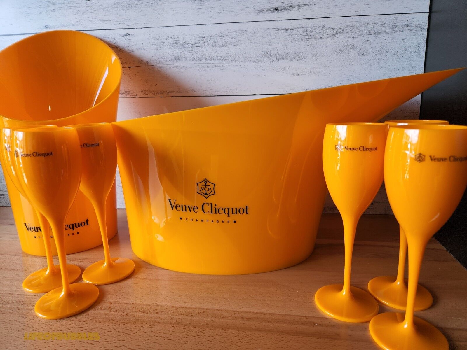 Veuve Clicquot Champagne double And Single Ice Bucket Set With 6 Flutes New