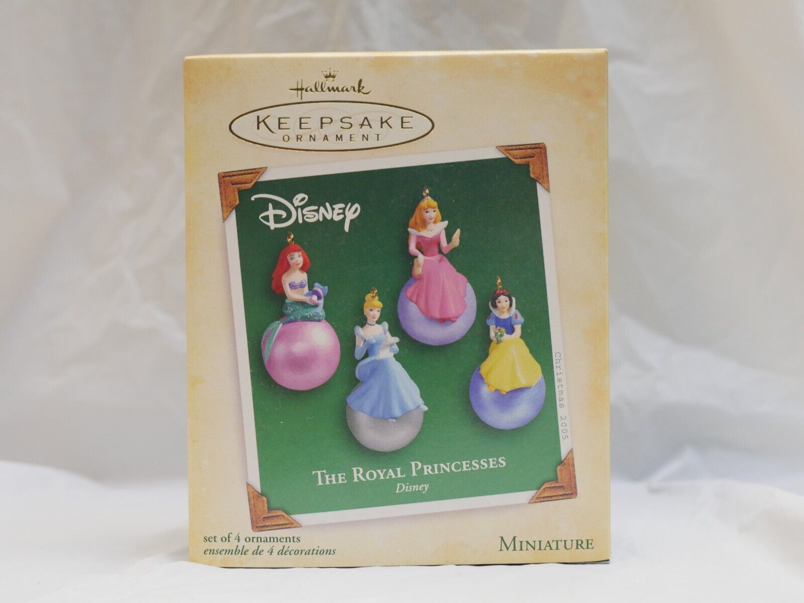 Hallmark Keepsake Ornament Miniatures Disney The Royal Princesses 2005