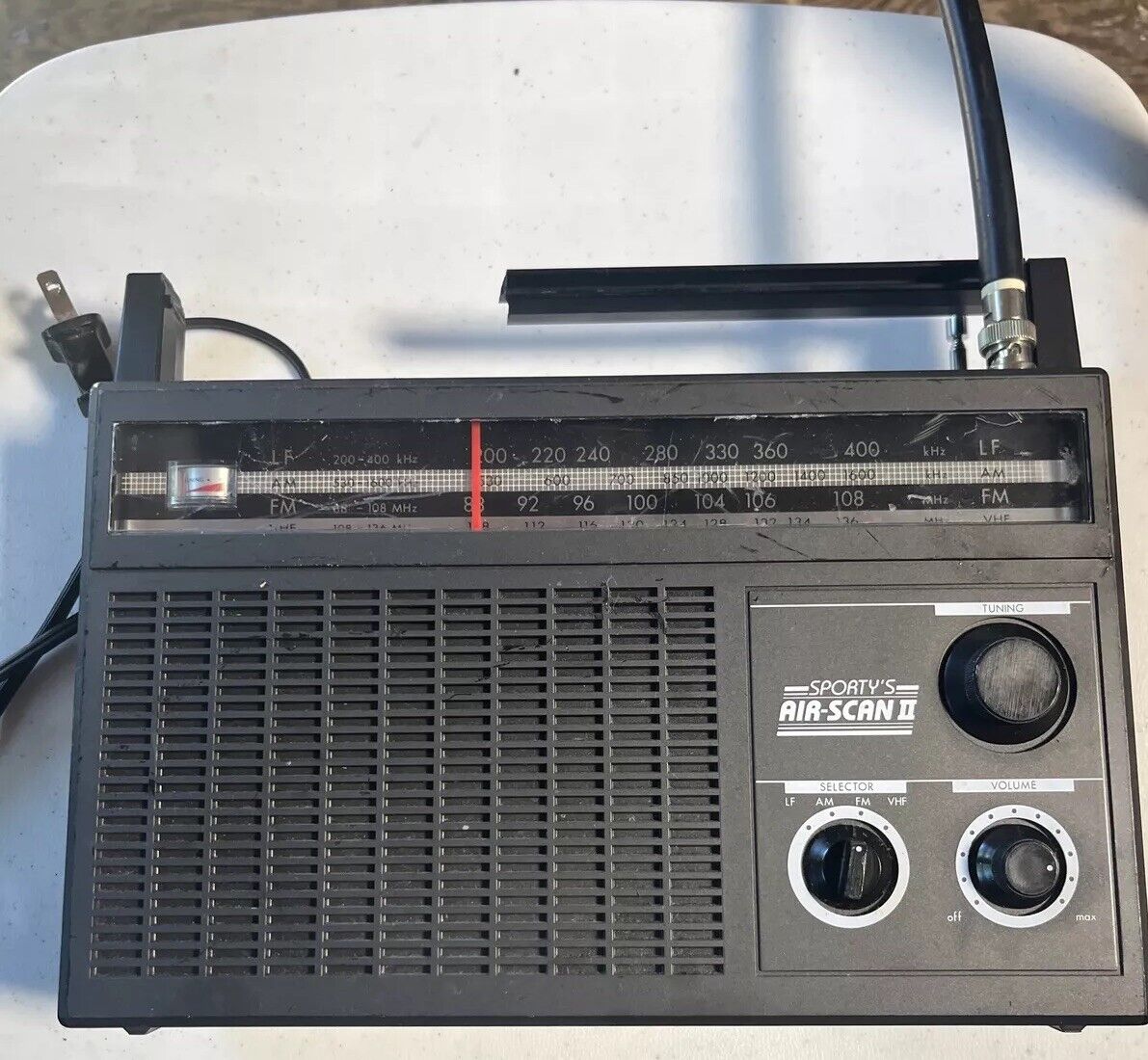 Vintage Radio Sporty’s Air-Scan Model 767 AM/FM/VHF/LF Works