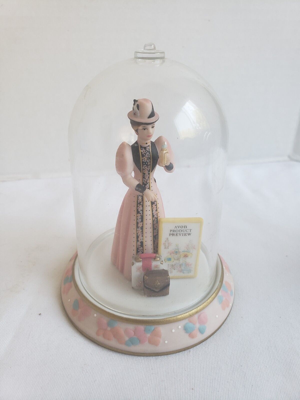 Avon 2004 Mrs. Albee Presidents Club Award Miniature Figurine with Globe #SH 1