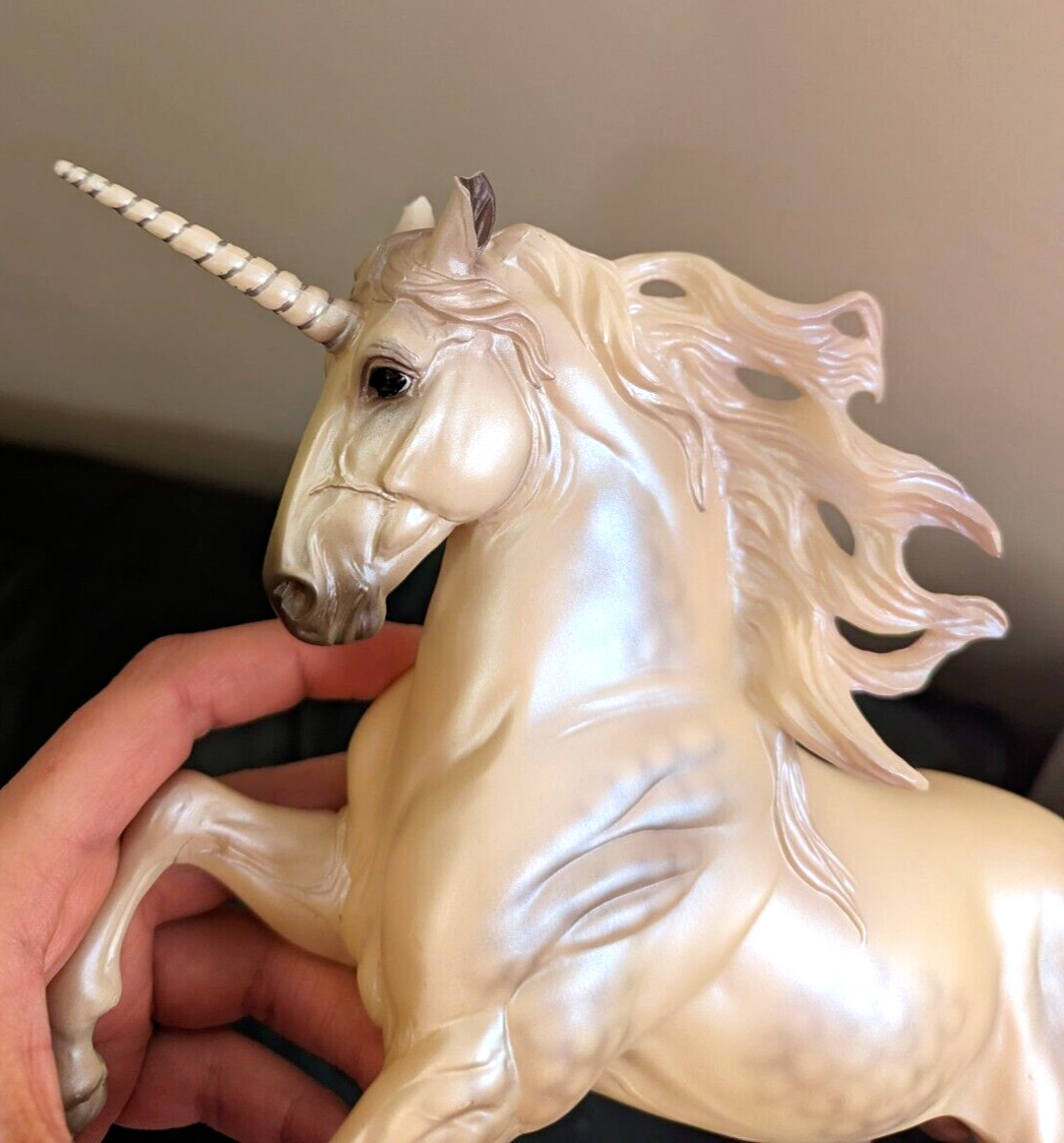 VARIATION Shimmery Pearlescent Dapple Grey Unicorn Andalusian Breyer Special Run