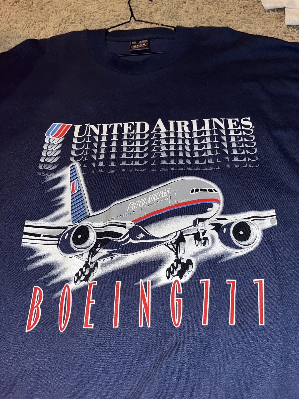 Rare Vintage United Airlines Boeing 777 Tshirt
