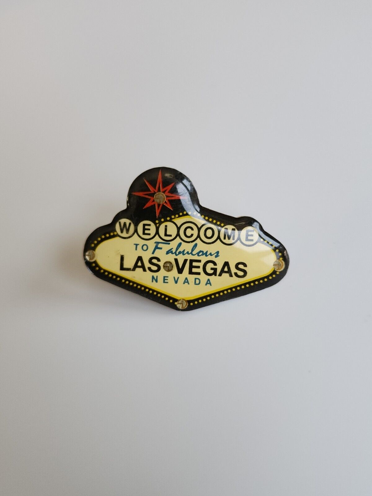 Welcome to Fabulous Las Vegas Nevada Pin Blinking Lights Magnetic Back