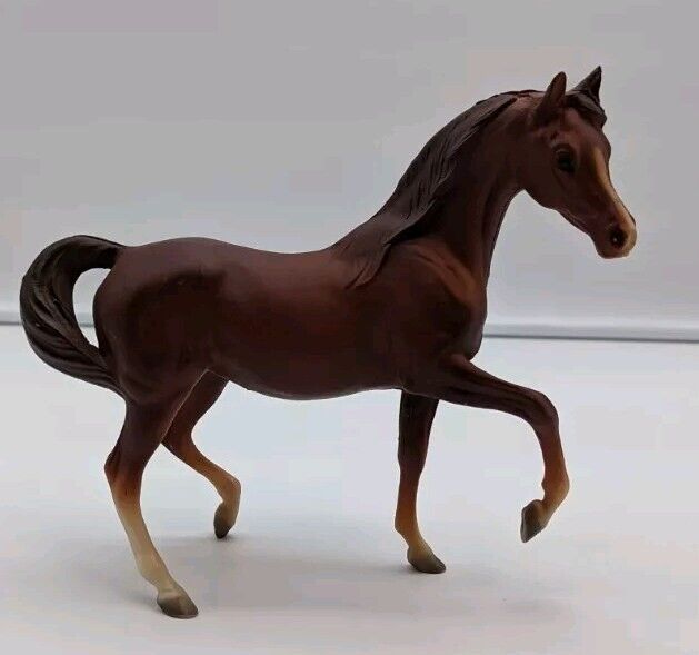 Breyer Classic Chestnut Arabian Mare 3055  Made In USA Plastic Horse Toy VGC