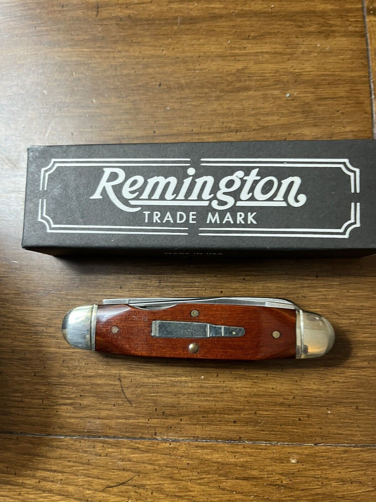 REMINGTON UMC Bullet R4468 Lumberjack Wood Handle Knife 1997 USA New In Box
