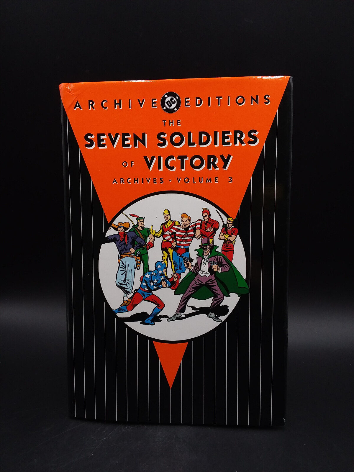 DC Comics Archive Editions THE SEVEN SOLDIERS OF VICTORY Archives volume 3