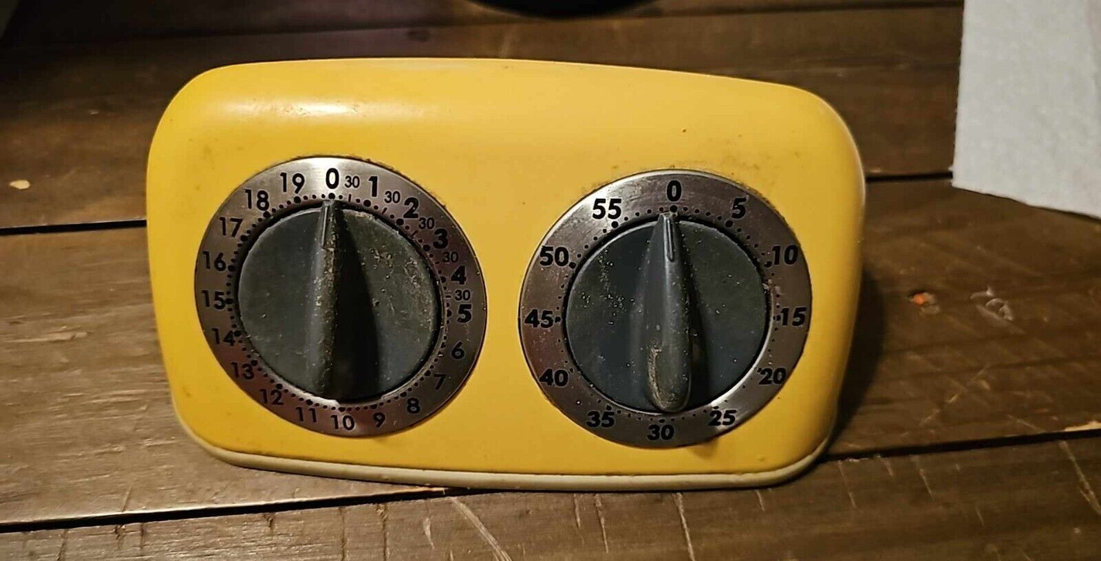 AMCO Two Timer Twin Dual Vintage Retro Yellow Manual Dial Timer Sold as-is