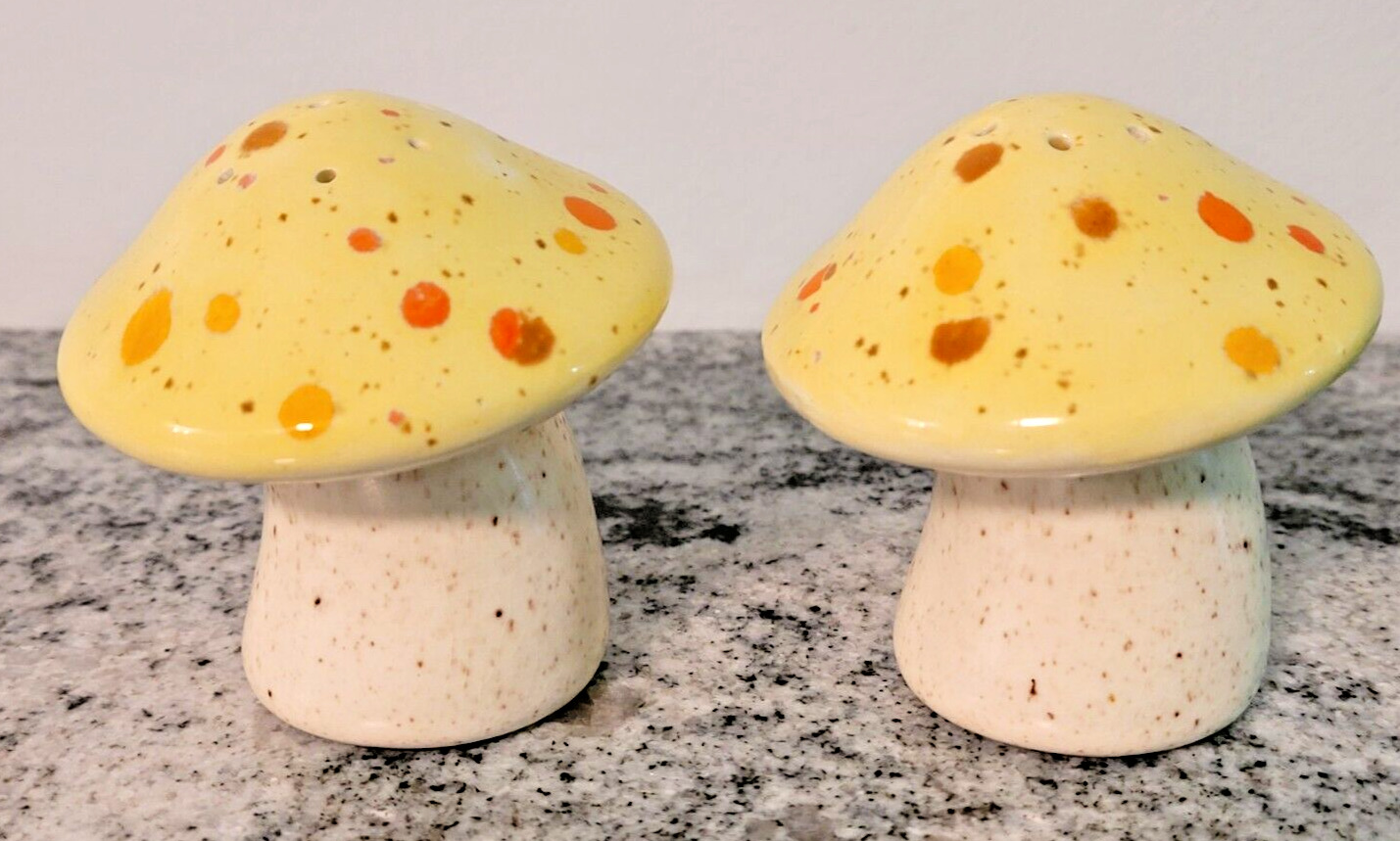 Vintage Retro Mushroom Salt Pepper Set Yellow Speckled
