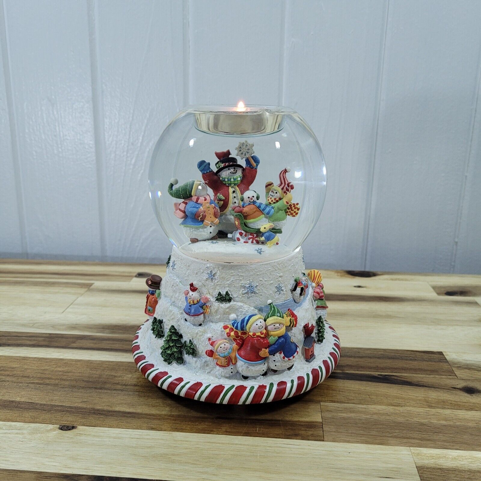 Holiday tea lite, Party lite musical globe & Peppermint Pals by Susan Winget