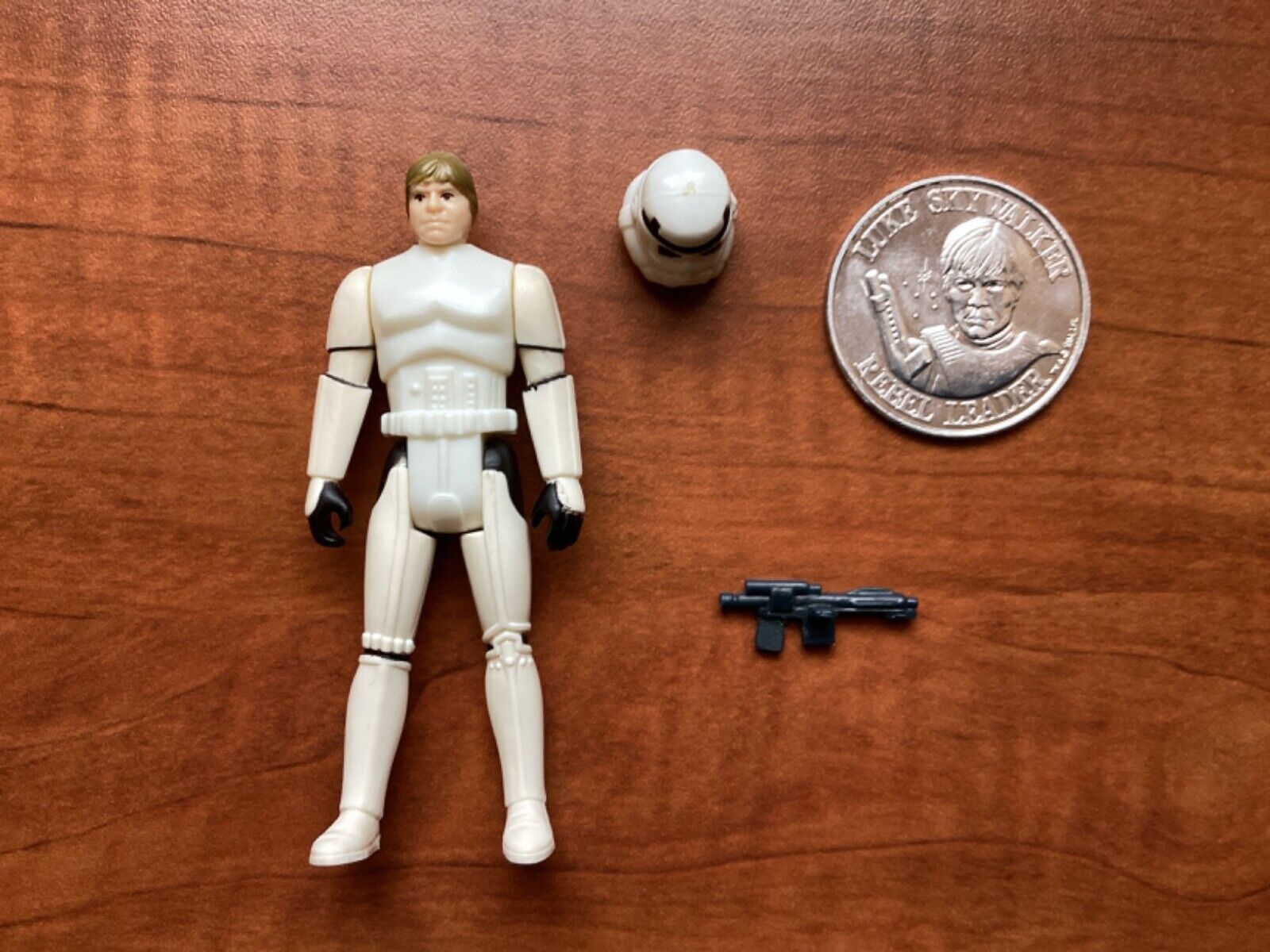 Vintage Kenner 1984 Star Wars POTF Last 17 Luke Skywalker Stormtrooper w/ Weapon