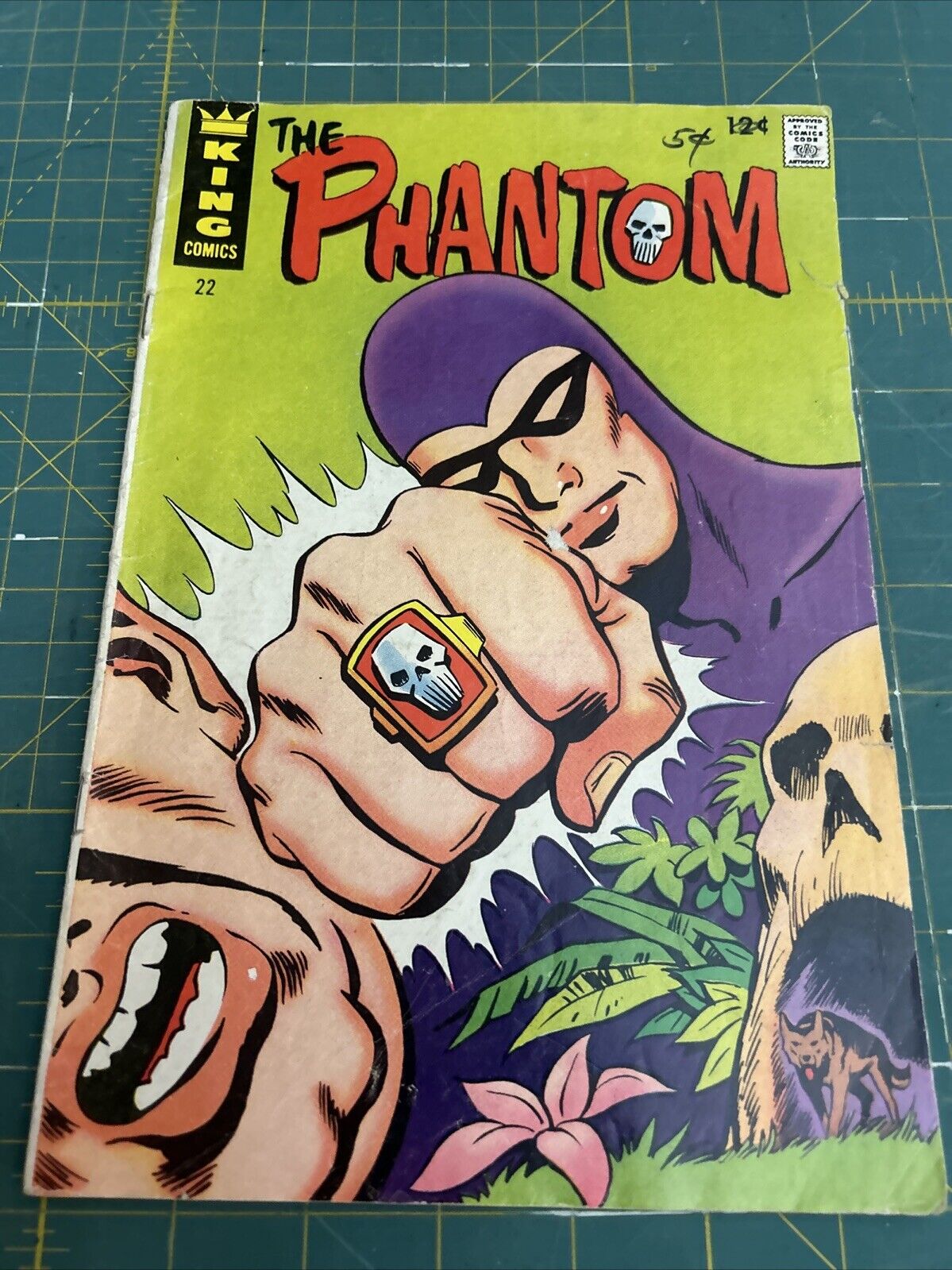 THE PHANTOM #22 King Comics 1967 Silver Age Classic Cover VG