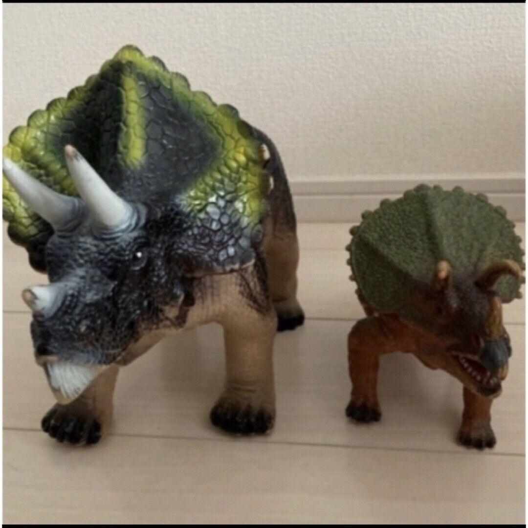 Large Triceratops Figure