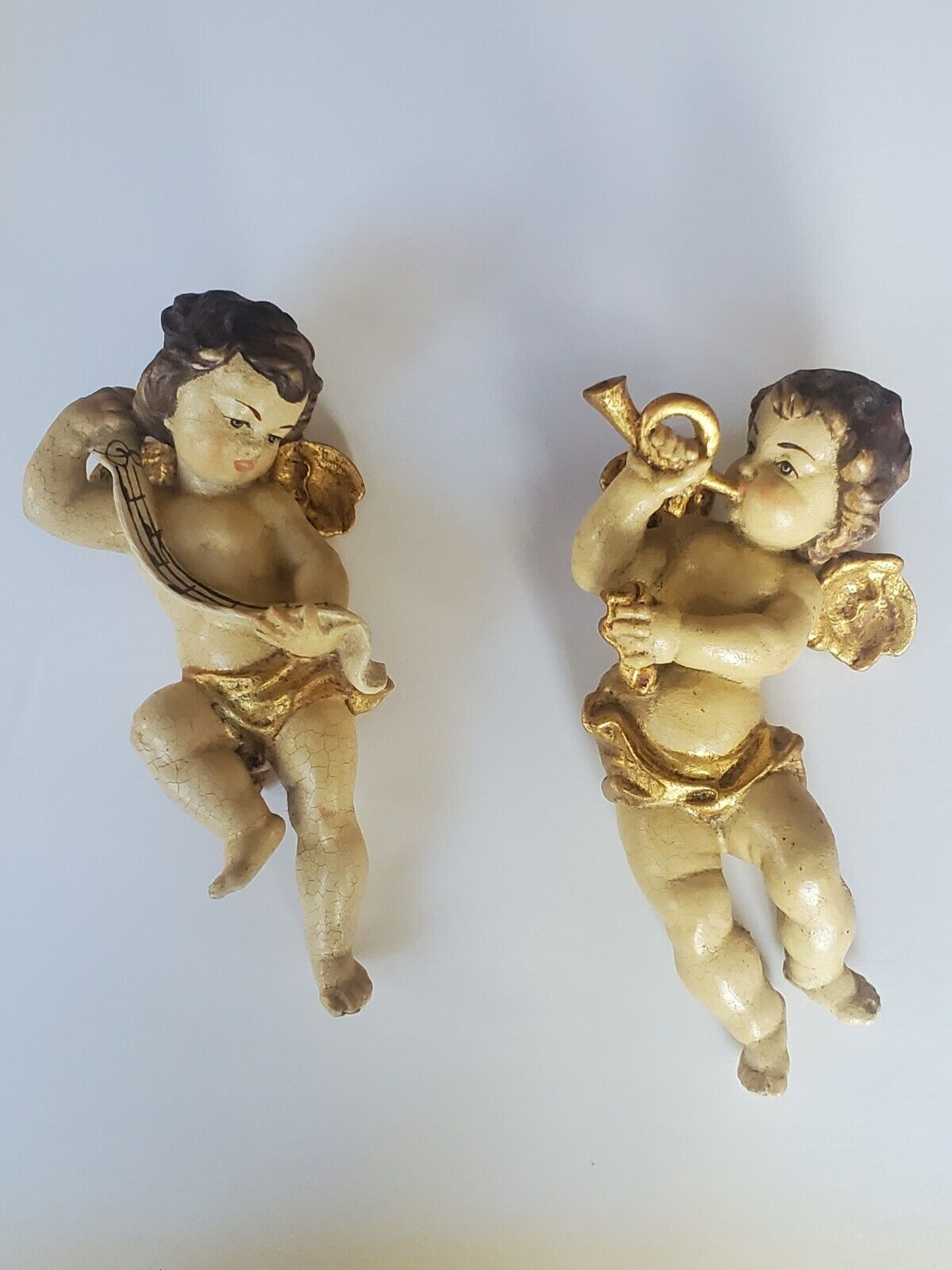 Pair Of Italian Baroque gilt Carved Wood Figures Of Putti, 19th Century 