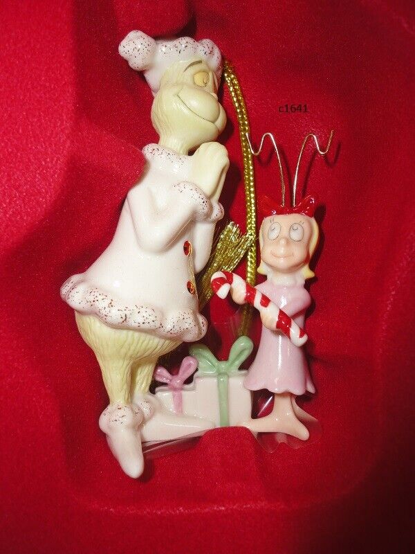 Lenox dr Suess A Heartwarming Grinch Holiday Ornament New Box