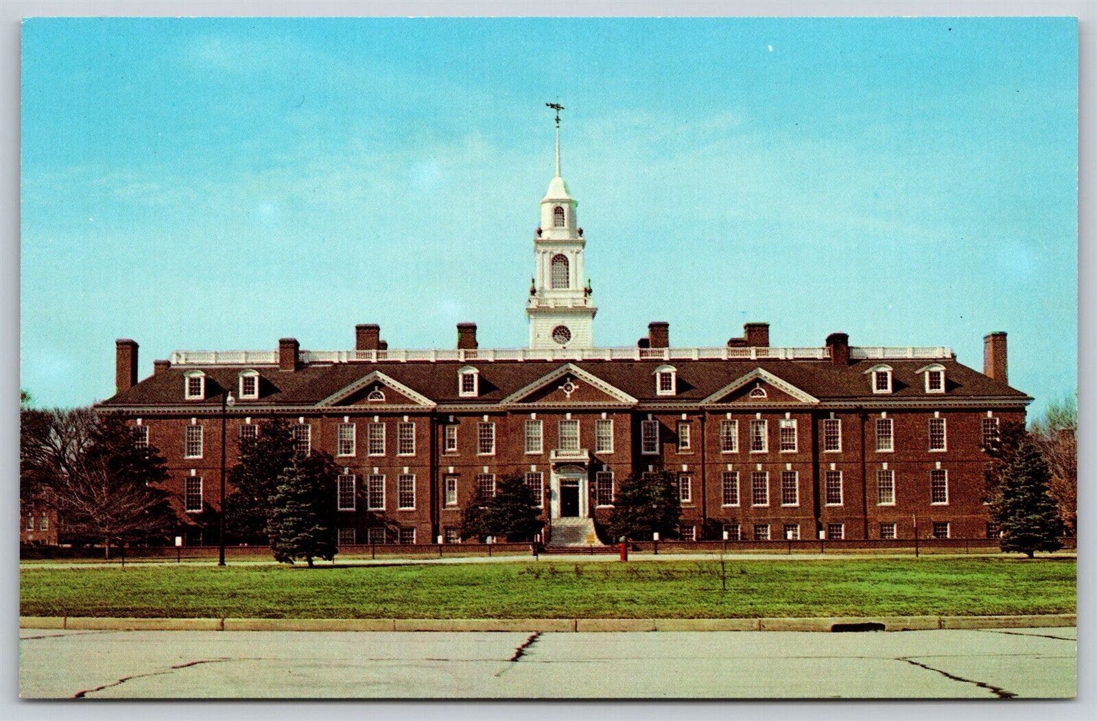 Postcard Legislative Hall, Dover, Delaware T116