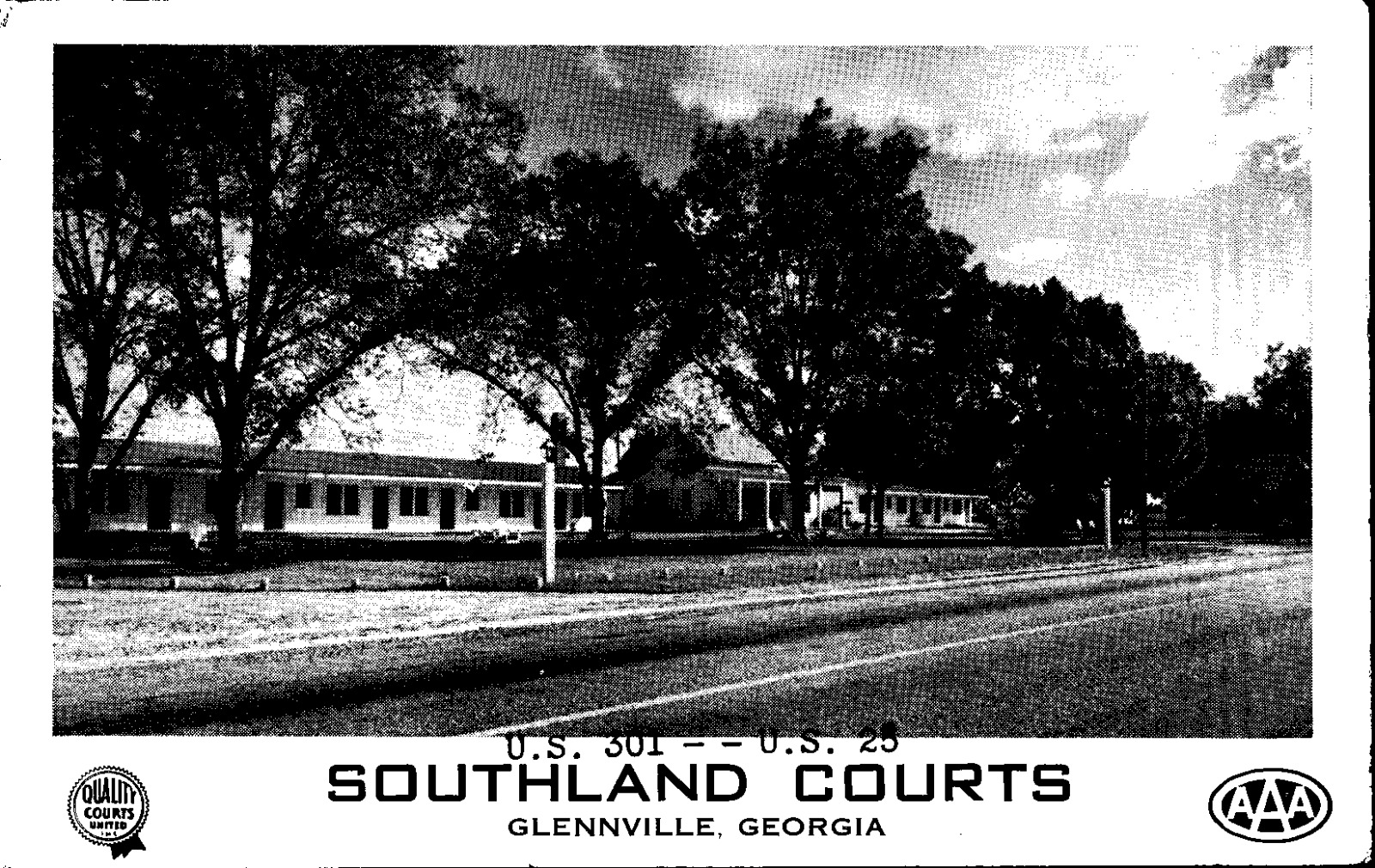 Vintage C. 1950 Southland Courts Motel Cottages Glennville Georgia GA Postcard