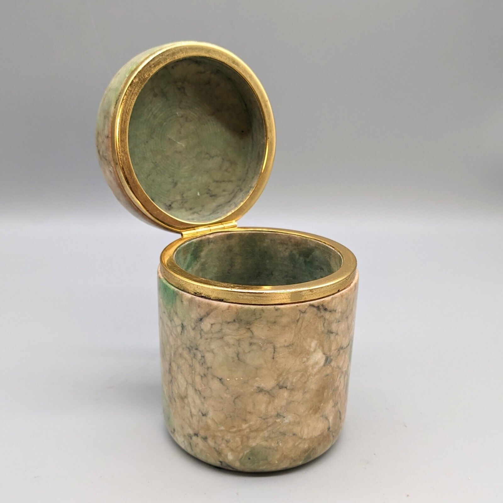 Vintage Alabaster Round Hinged Box Professer G. Bessi Italy Cylinder Green 4\