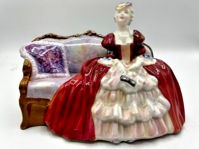 Lovely Royal Doulton Bell O The Ball HN1997 Porcelain Lady Figurine Large