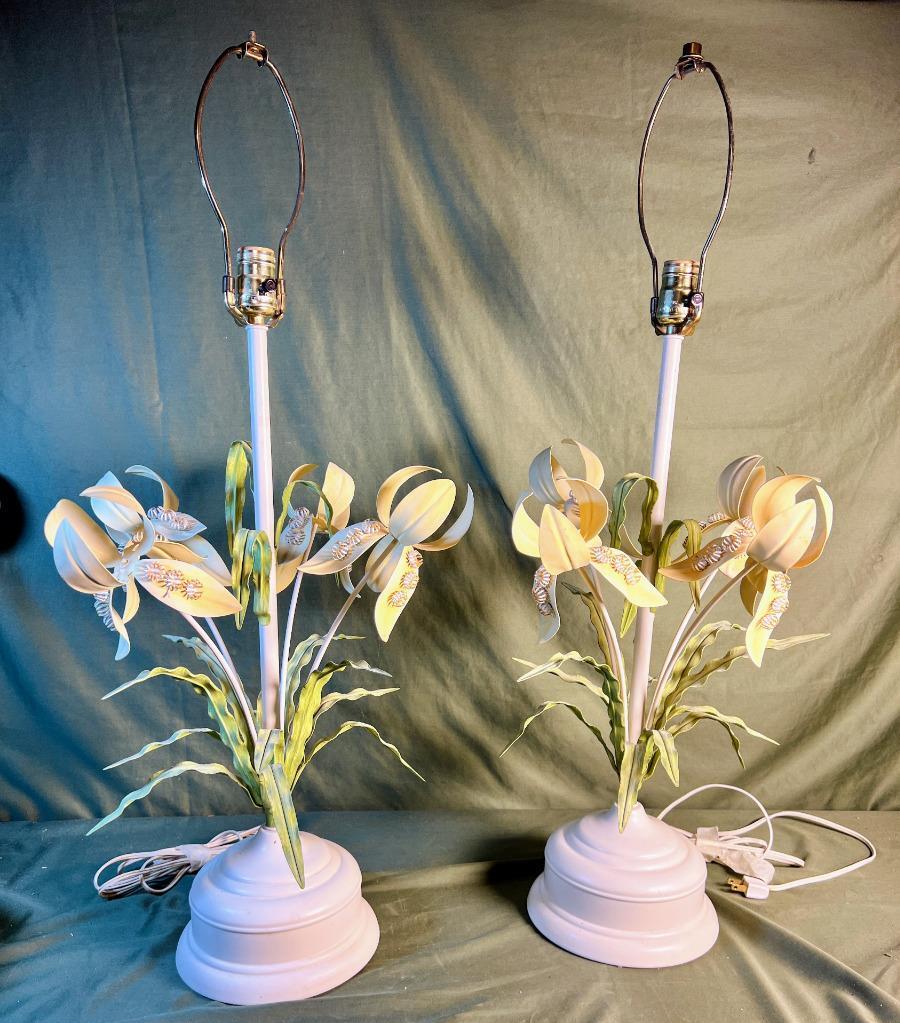 Pair of Two Italian Wrought Iron Mid Century Tole Floral Iris Flowers Lamps Set