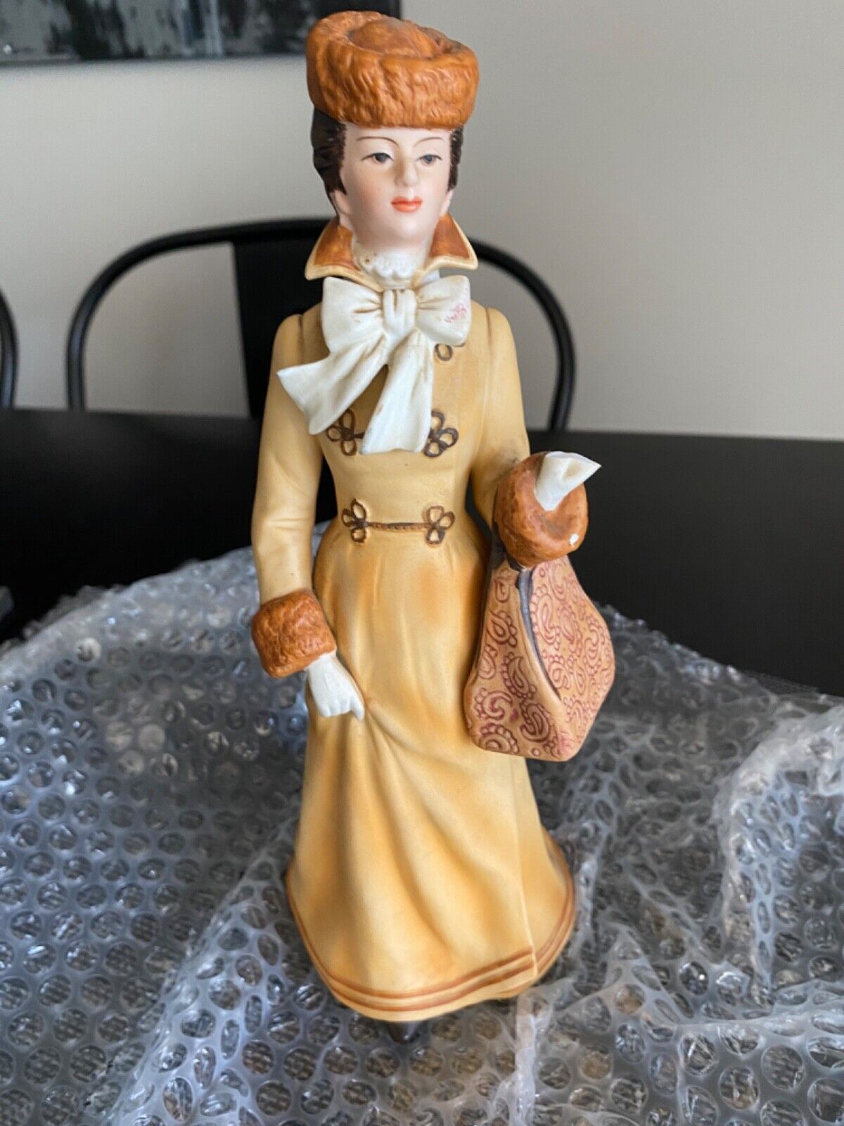 Vintage 1981 President\'s Club Award Mrs. Albee Porcelain Victorian Figurine 9”
