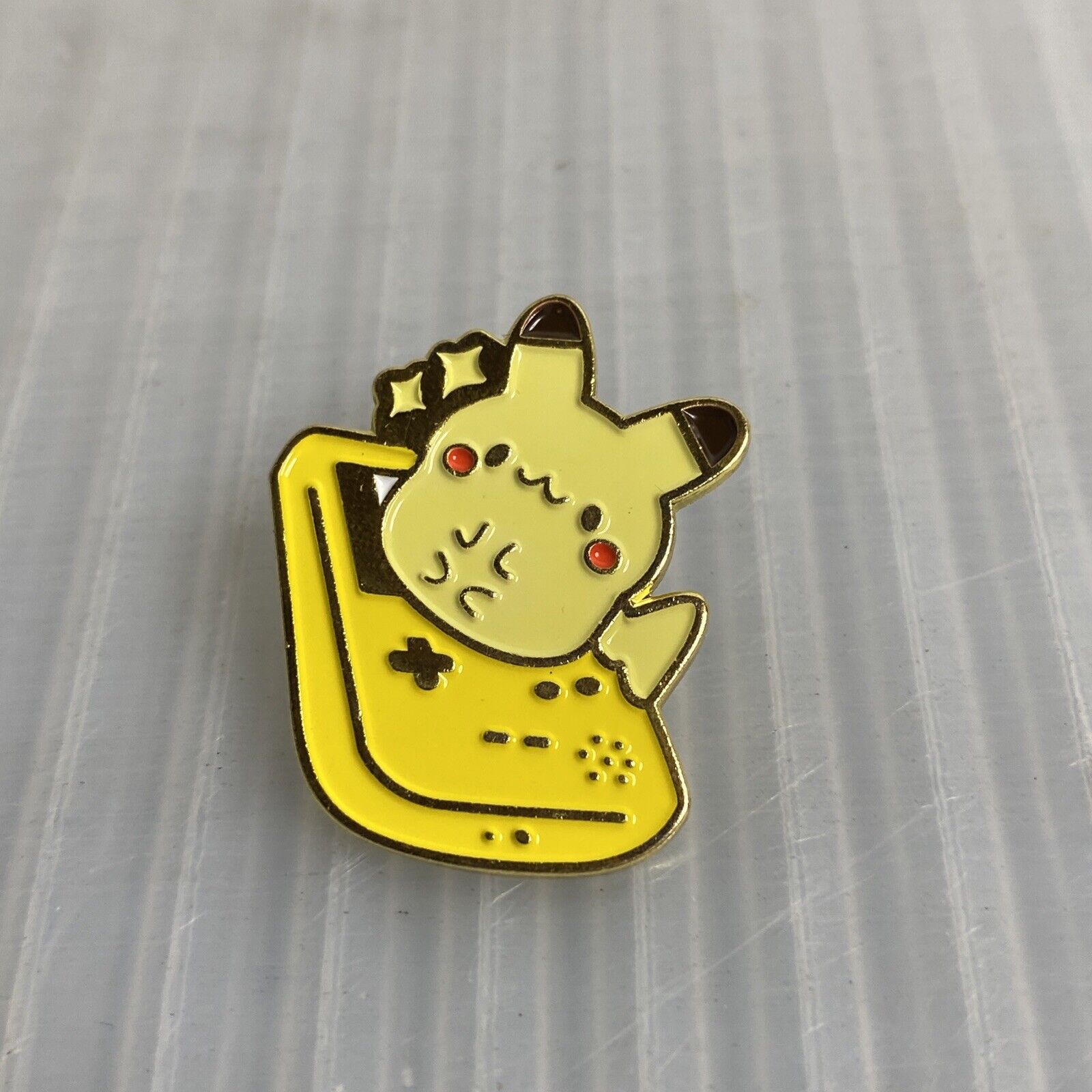 Pokemon, Pikachu On Gameboy, enamel  Pin.