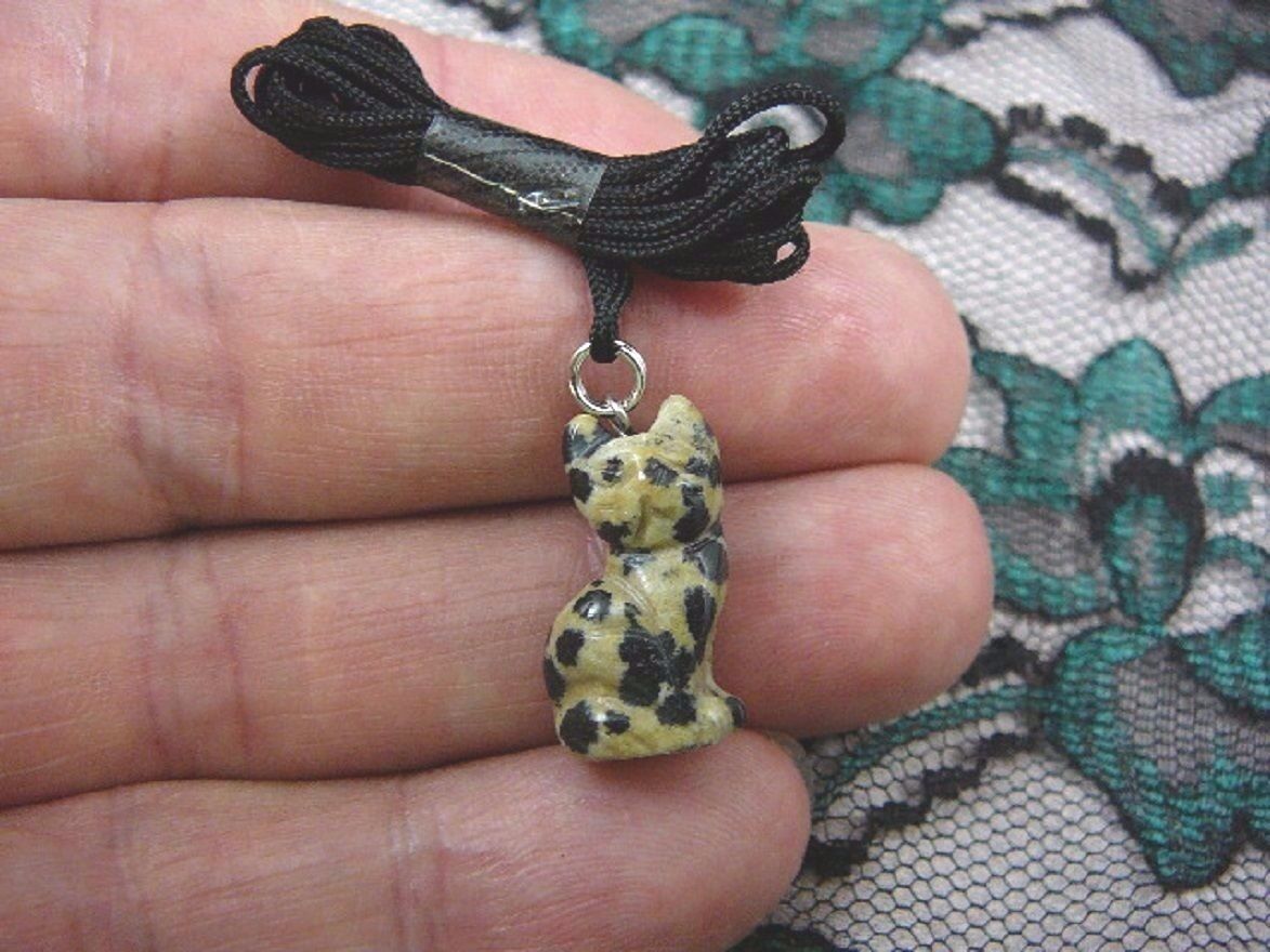 (an-cat-4) KITTY CAT White black spotted gem carving Pendant NECKLACE FIGURINE