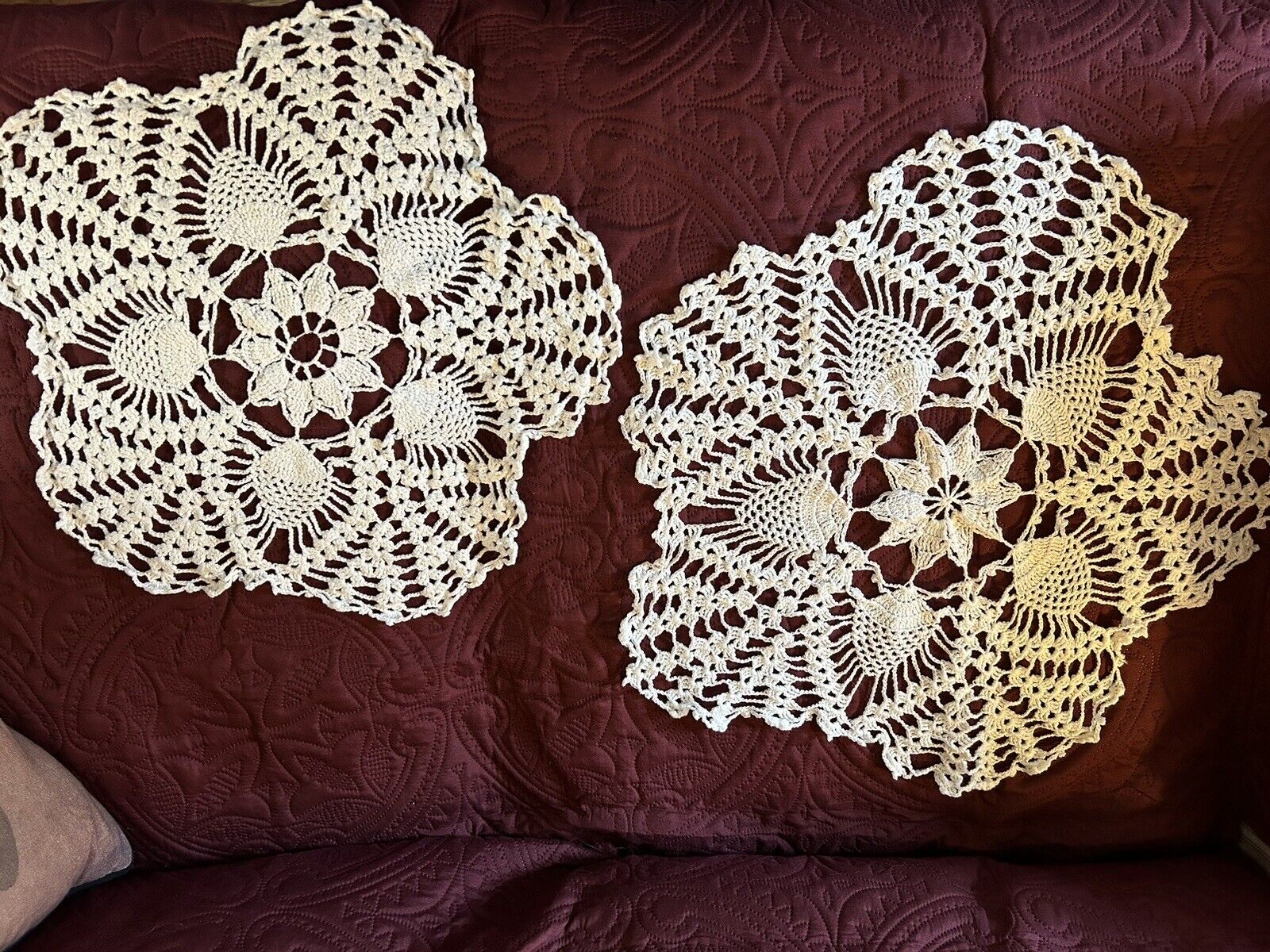 HAND CROCHETED WHITE DOILIES (2) Round Pineapple Pattern REDUCED