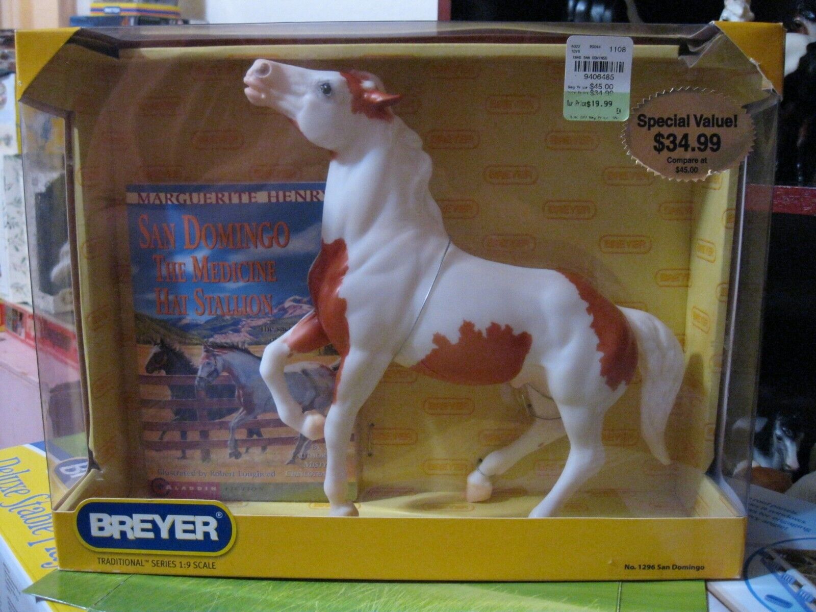 Breyer Traditional Horse San Domingo Semi Rearing Mustang New in Box with Book