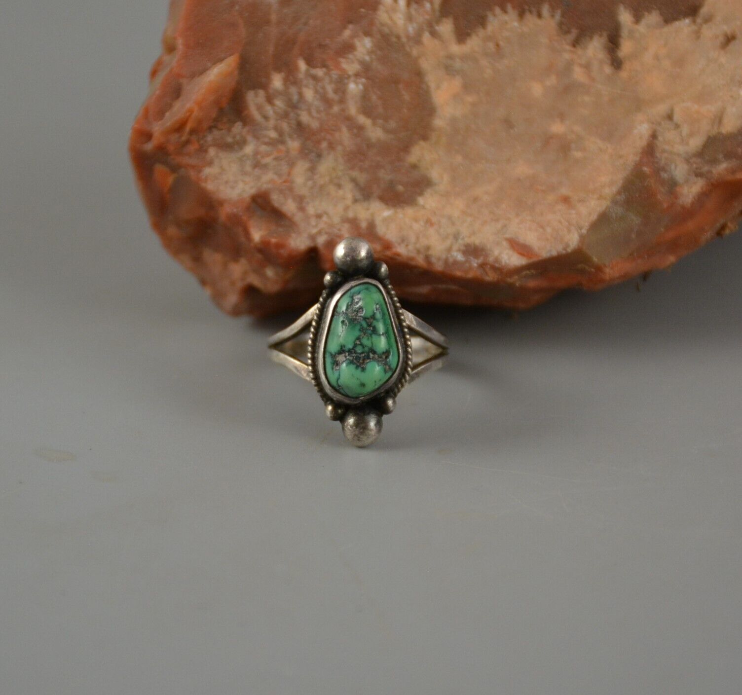 Old Pawn Vintage Navajo Sterling Silver Ring - Turquoise Nugget - Size 5 3/4