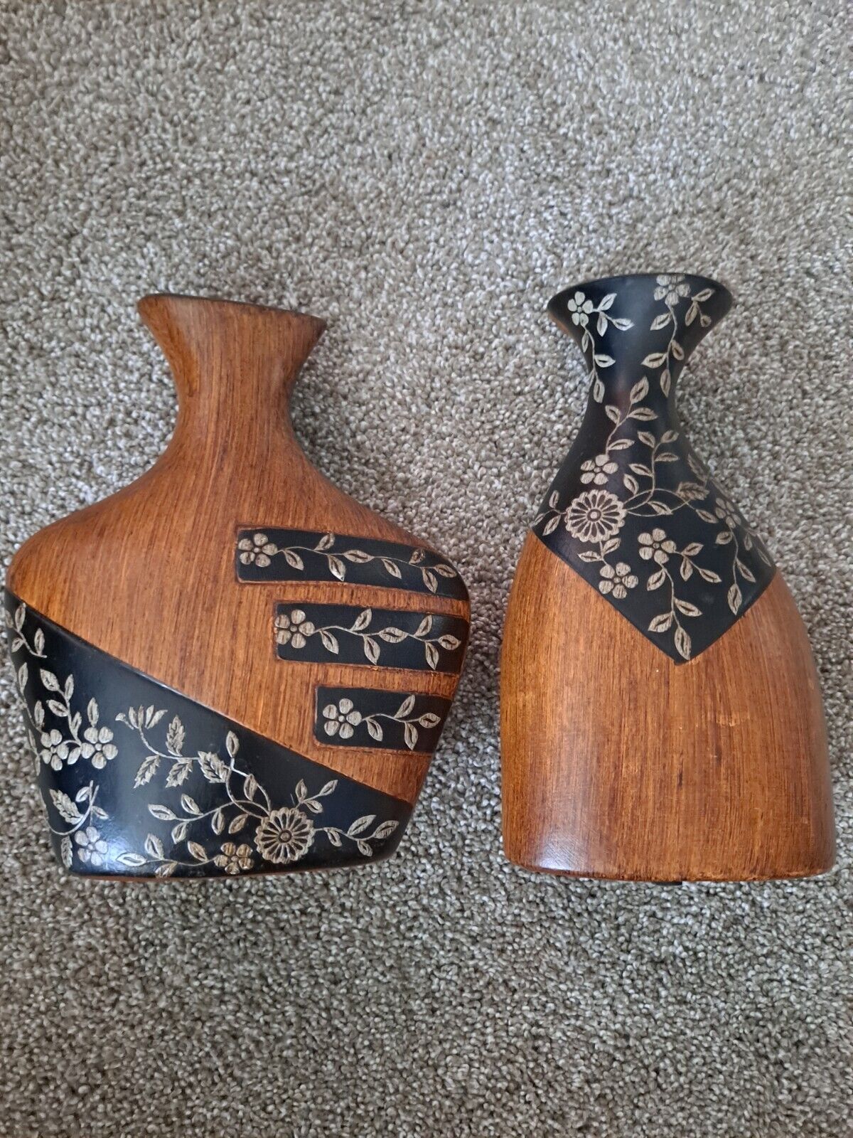 Heritage Mint Faux Wood Ceramic Bud Vases - Set of Two 8.5\