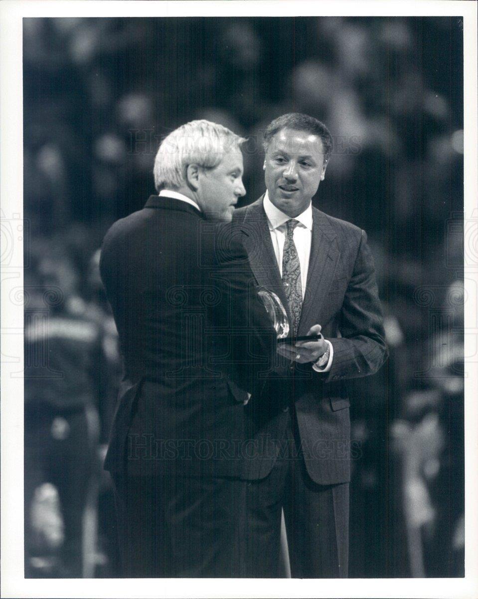 1989 Press Photo NBA Cleveland Cavaliers HOF Coach Lenny Wilkens - snb6571