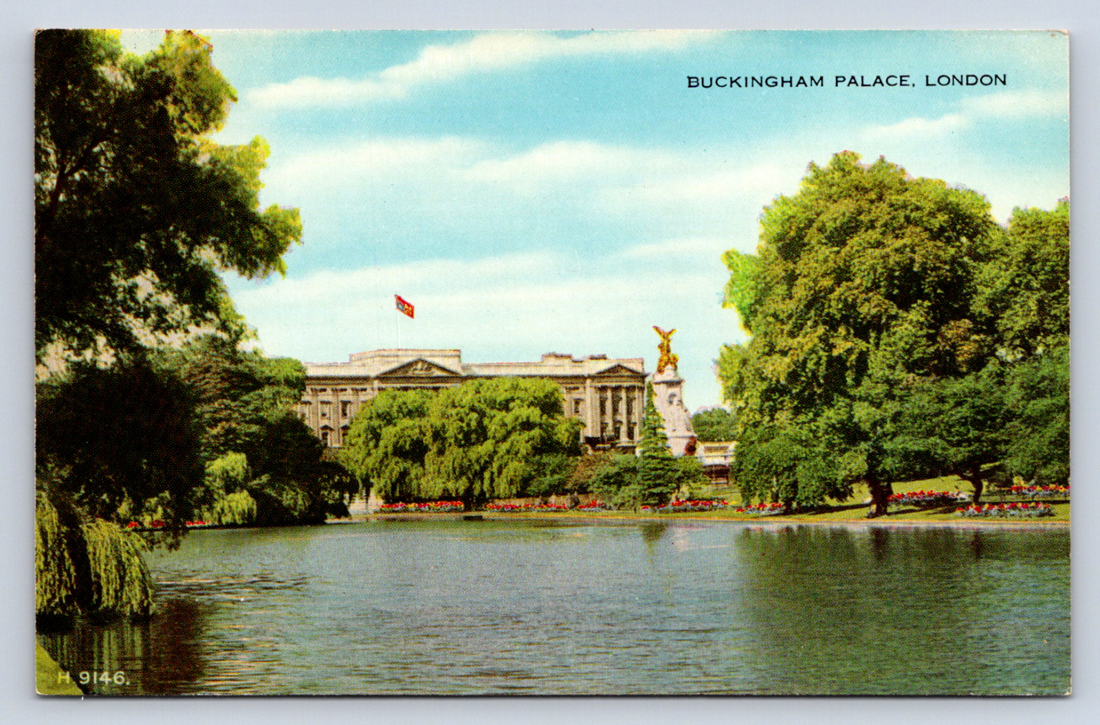 Vintage Postcard Buckingham Palace London
