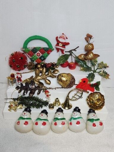 Vtg Christmas Fall Craft Lot Wreaths Decor Picks Miniatures Blow Molds  25+ Pcs