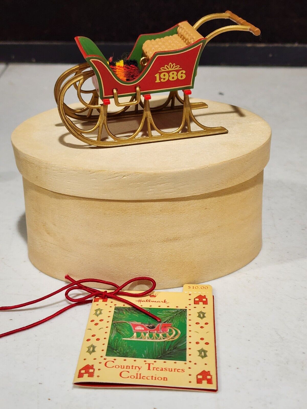 1986 NEW NRFB Hallmark Ornament Country Treasures Christmas Sleigh IN WOOD BOX